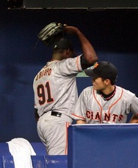 7/11���ӥ���