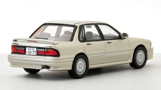 三菱ギャラント VR-4 [1987] 1/24スケール 三菱 ギャラン VR-4 (1987) (シルバー) (ミニカー) - ホビー