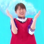 生田絵梨花_水風船キャッチ2