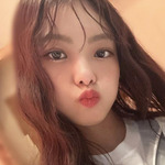 遠藤光莉_キス顔1