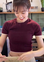 松田里奈_へそ3