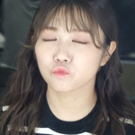 武元唯衣_キス顔3
