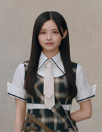 アー写_浅井恋乃未_15th