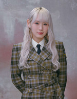アー写_小池美波_11th