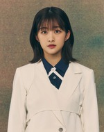アー写_原田葵
