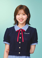 アー写_富田鈴花_14th
