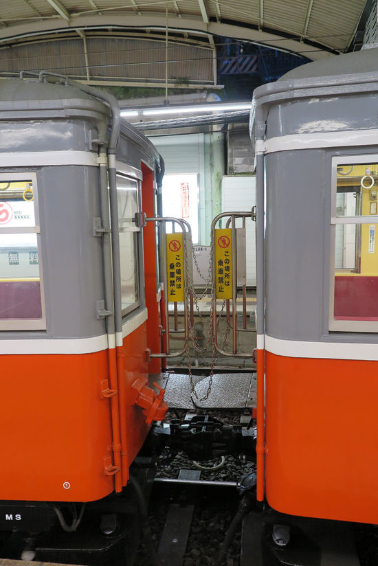 2015年11月 箱根登山鉄道の旧型車 1 : 黒革の雑記帖