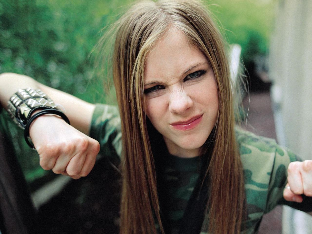 画像 アヴリルラヴィーンちゃんまったく年取らなくてワロタｗｗｗ ラジック