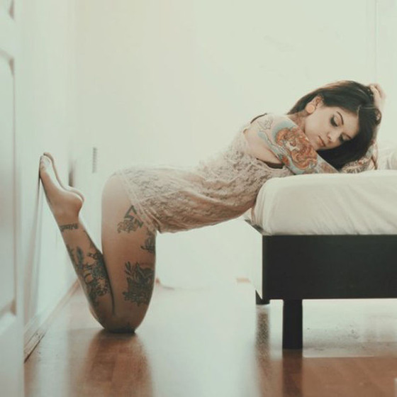 hot_and_hardcore_tattooed_girls_640_33