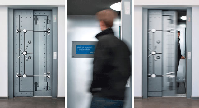 16-amusing-elevator-advertising12