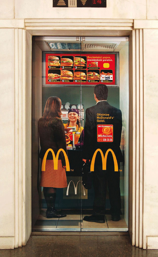 16-amusing-elevator-advertising06