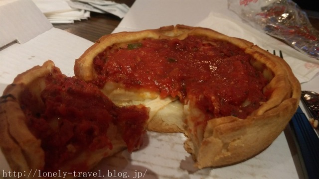 Giordano's　ジョルダノスのピザ
