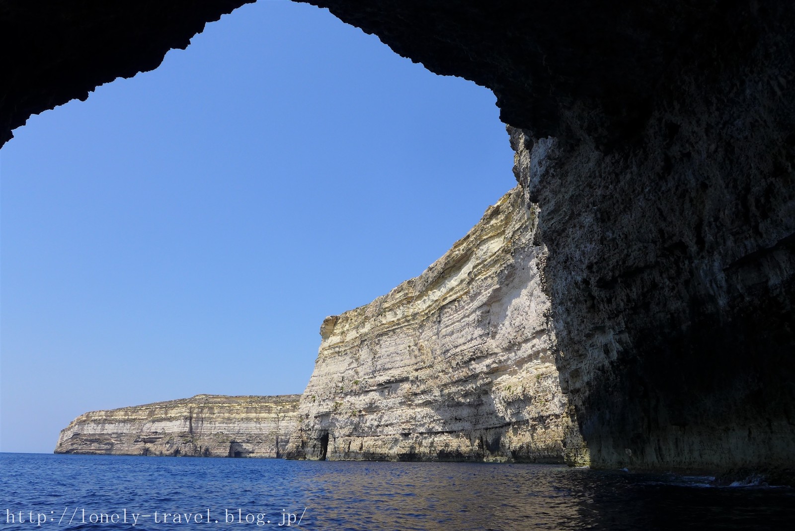 マルタ旅行記36 大自然の奇跡 ゴゾ島で必見のアズール ウィンドウ 青の洞門もあるよ ロンリートラベル 海外個人旅行記