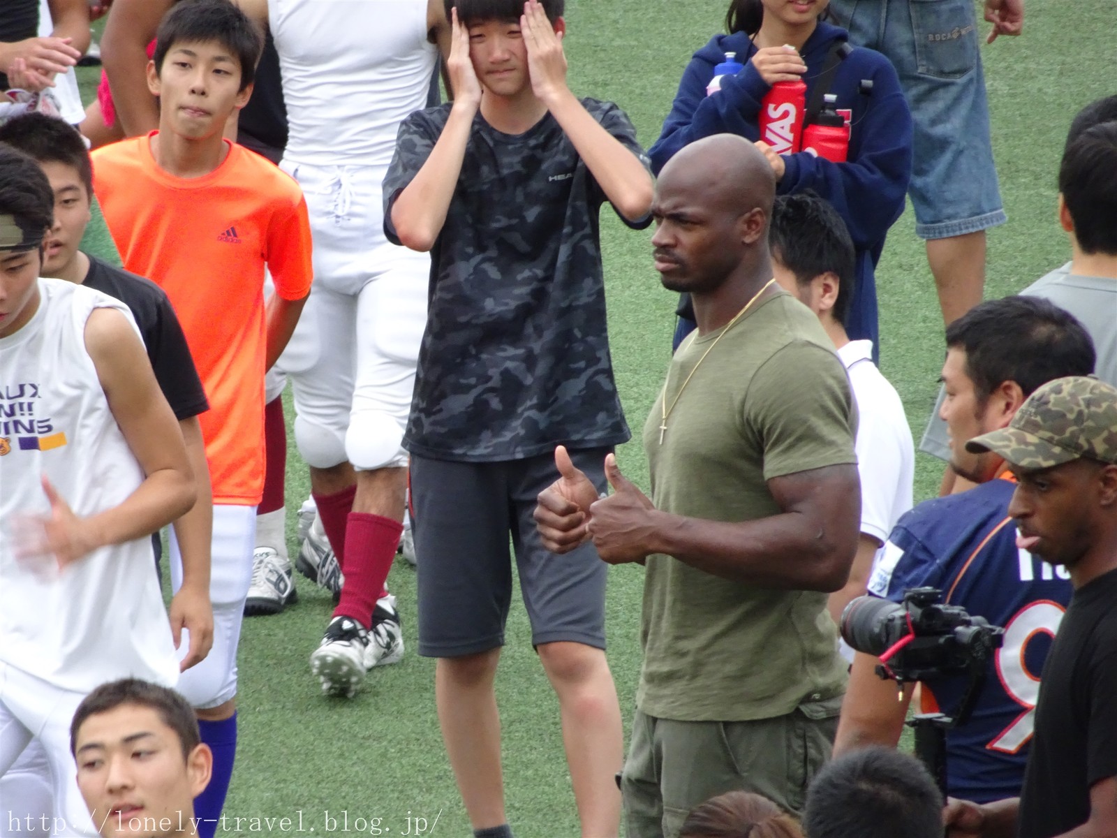 エイドリアン ピーターソン来日 Honmono Camp19 富士通スタジアム川崎 ロンリートラベル 海外個人旅行記