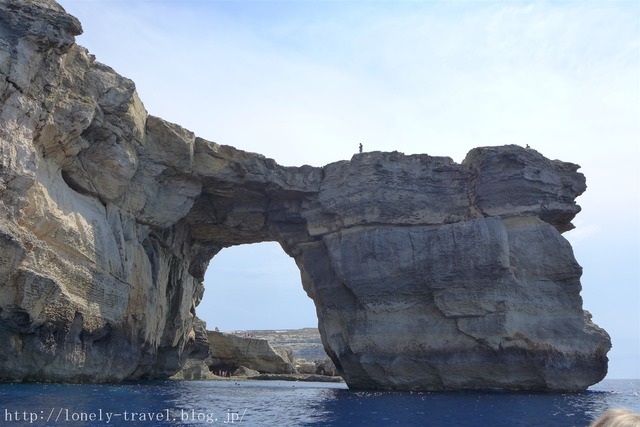  ɥ Azure Window