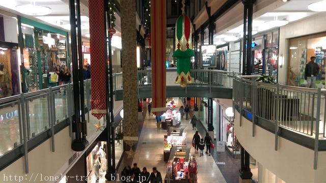 ¥µ¡¼¥¯¥ë¥»¥ó¥¿¡¼¥â¡¼¥ë¡ÊCircle Centre Mall¡Ë