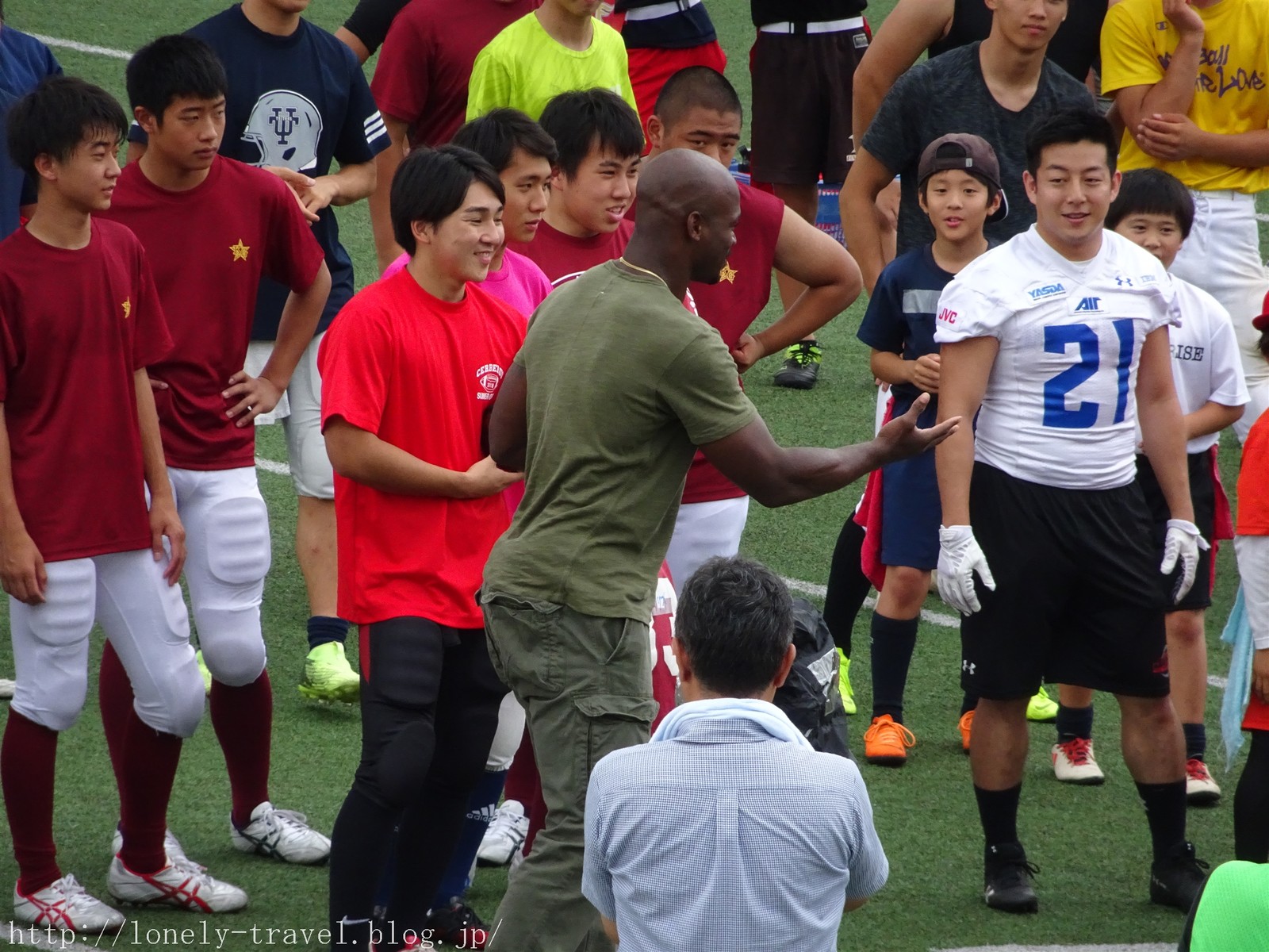 エイドリアン ピーターソン来日 Honmono Camp19 富士通スタジアム川崎 ロンリートラベル 海外個人旅行記