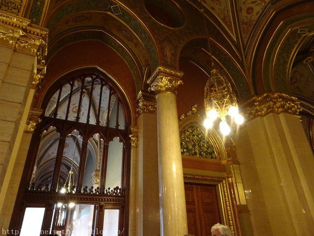 ¹ñ²ñµÄ»öƲ Parliament