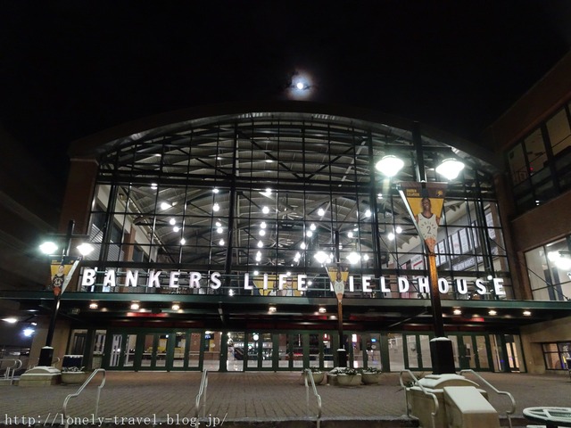 ¥Ð¥ó¥«¡¼¥º¡¦¥é¥¤¥Õ¡¦¥Õ¥£¡¼¥ë¥É¥Ï¥¦¥¹¡ÊBankers Life Fieldhouse¡Ë