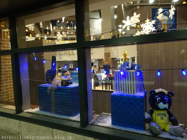 ¥Ð¥ó¥«¡¼¥º¡¦¥é¥¤¥Õ¡¦¥Õ¥£¡¼¥ë¥É¥Ï¥¦¥¹¡ÊBankers Life Fieldhouse¡Ë