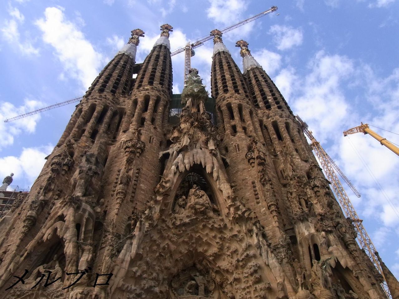 スペイン バルセロナ旅行記3 外観から内部全てがラスボス並の芸術品 世界遺産のサグラダ ファミリア ロンリートラベル 海外個人旅行記