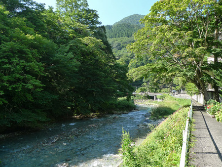 四万温泉 遊歩道