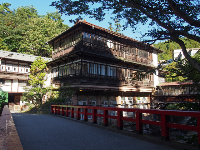 積善館