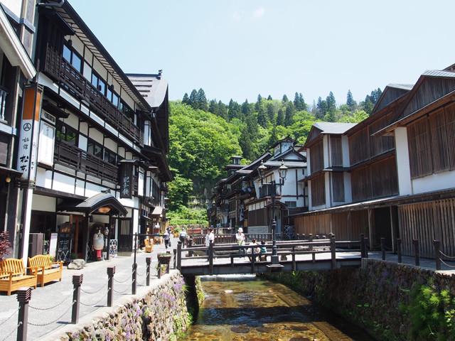 銀山温泉