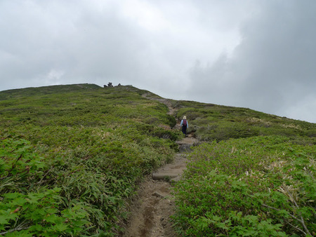 山頂へ
