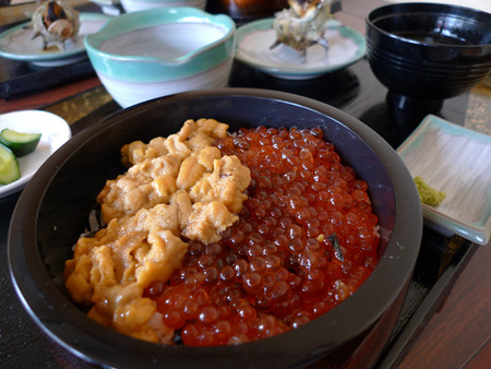 ウニ・イクラ丼
