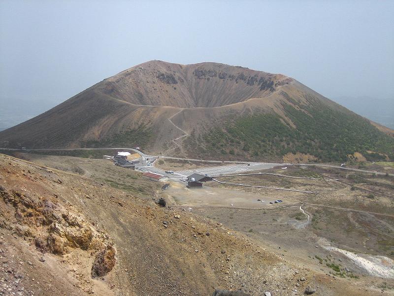 Mount_Azuma-kofuji-1,_May_2007