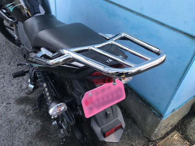 Fazer125 YS125 リアキャリア取付 しました : 自転車ダイエット日記