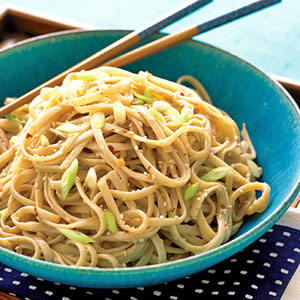 ピーナッツとゴマの和え麺