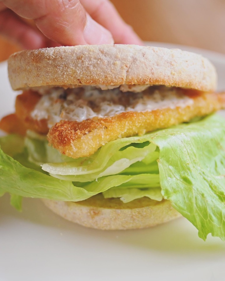 B7D27C65-62BC-4CB3-92EF-CE91943AFF45