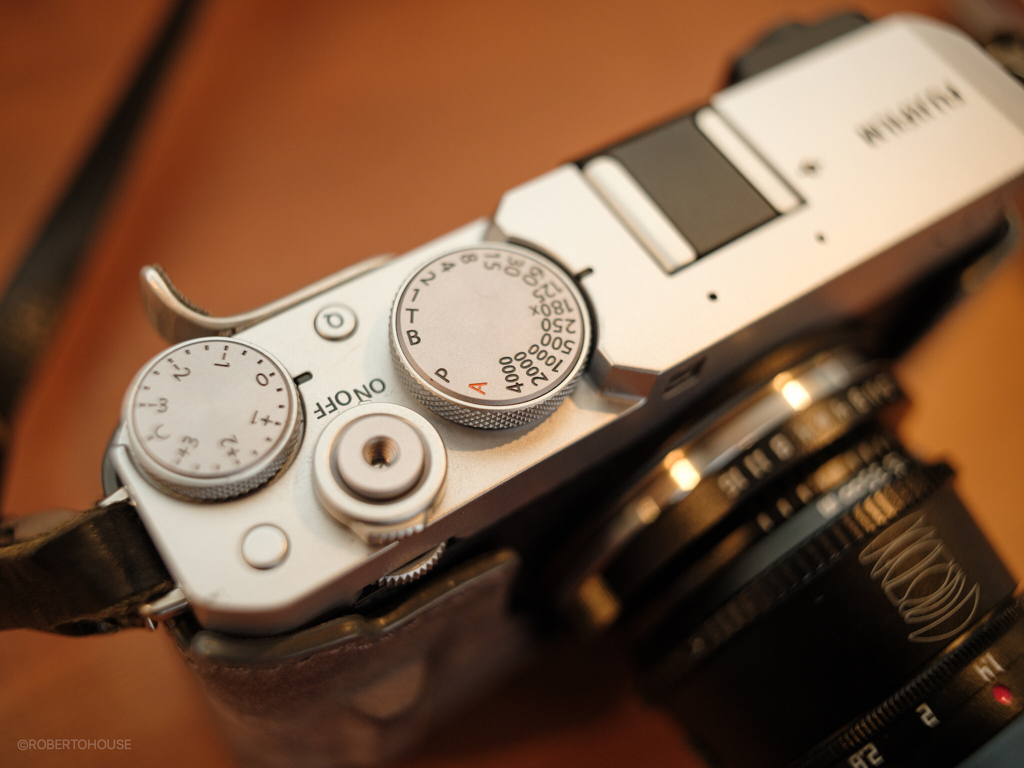 フレクトゴン MC FLEKTOGON 35mm F2.4 MH-RE49 スナップに最適な万能オールドレンズ「Flektogon 35mm f2.4」を