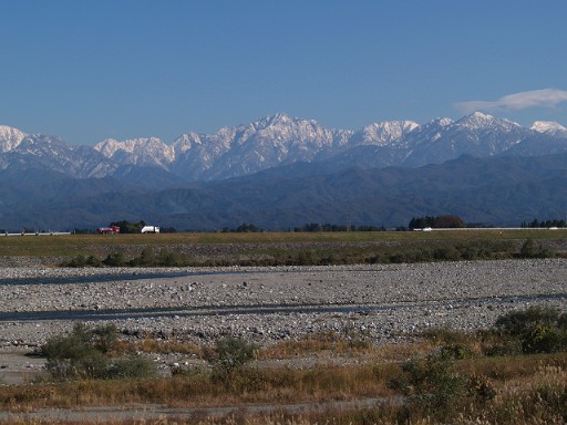 c0b04710.jpg