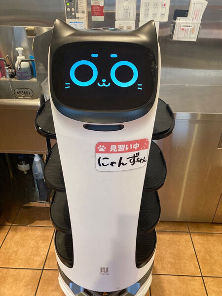 【速報】飲食店の配膳ロボット、日本でも本格的にガチで普及し始める