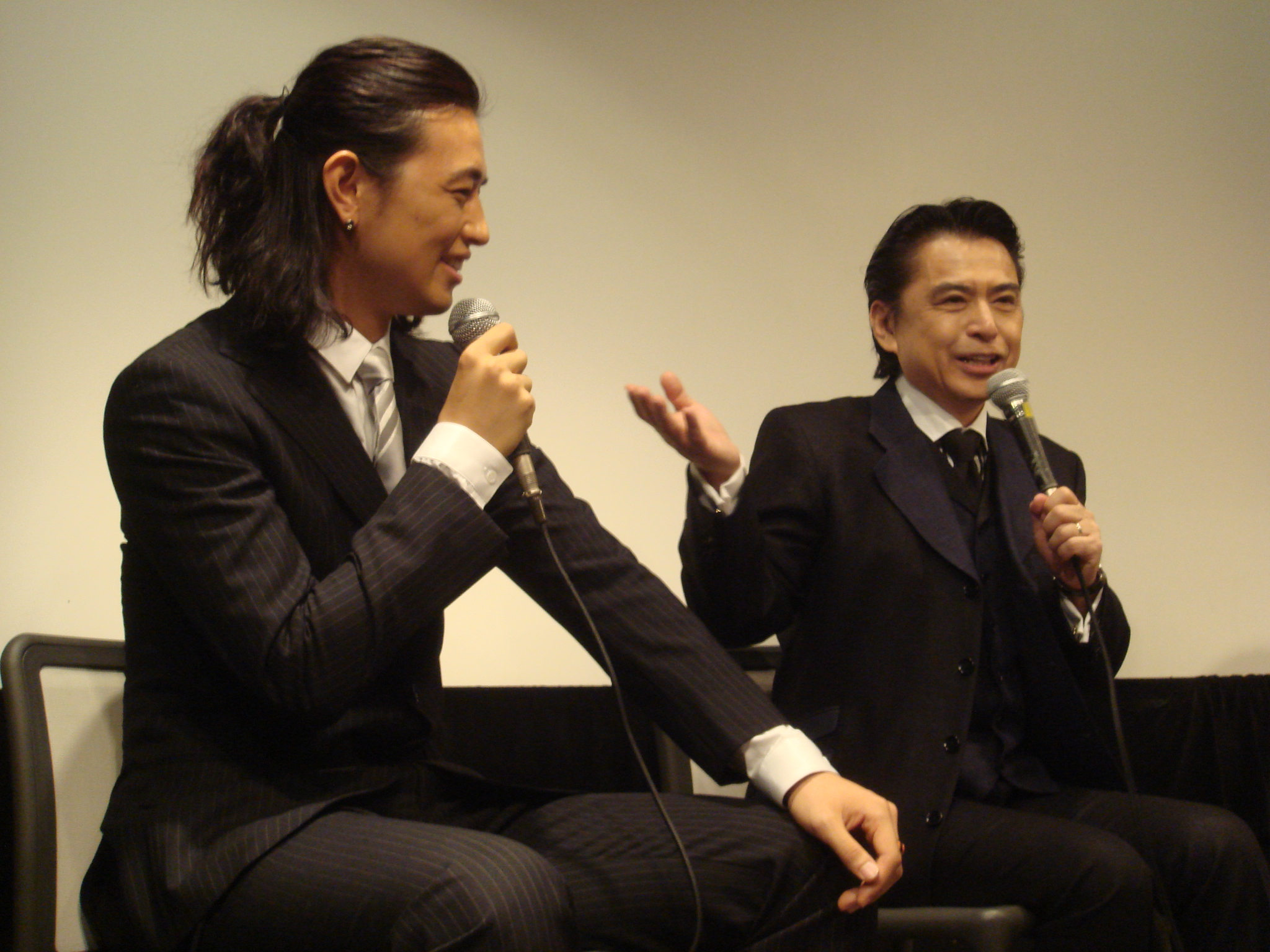 其ノ玖拾壱 謝罪会見の模様どすぇ 映画 ロボゲイシャ を勝手に応援するどすぇ ブログ