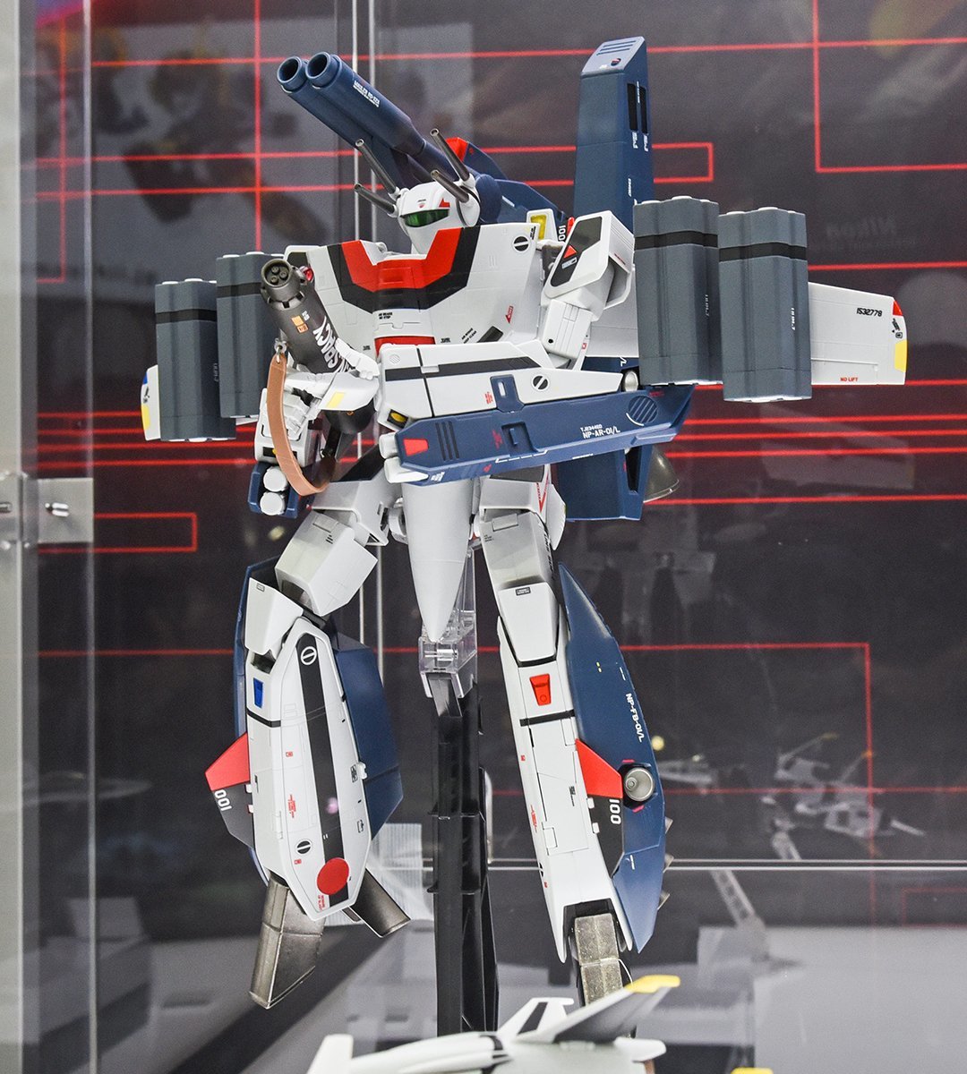 【画像】？？？「羽の生えたガンダム死なねーかな」←でも羽が生えてるロボってカッコいいやん？ろぼ速VIP