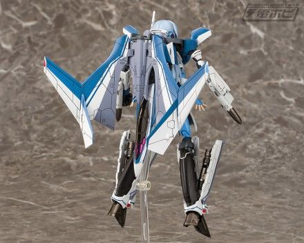 20171ao2s2mc2p-8-440x352