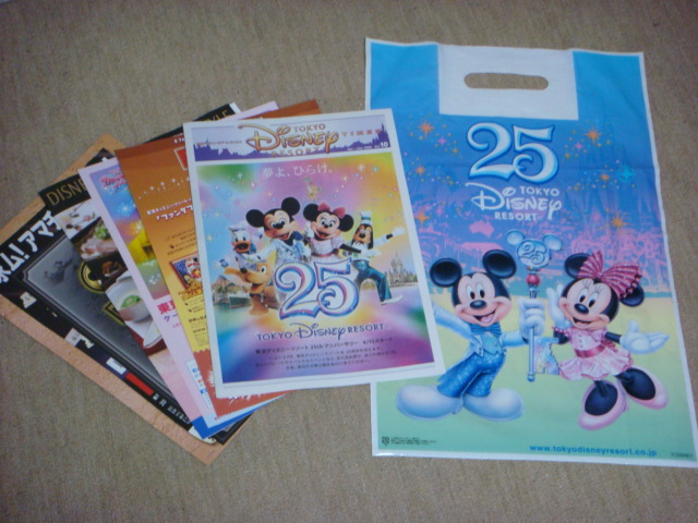 赤坂サカスとディズニー展示会 オカモンはぶらぶらお散歩