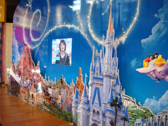 赤坂サカスとディズニー展示会 オカモンはぶらぶらお散歩