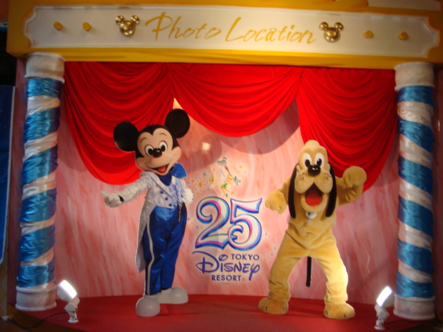 赤坂サカスとディズニー展示会 オカモンはぶらぶらお散歩