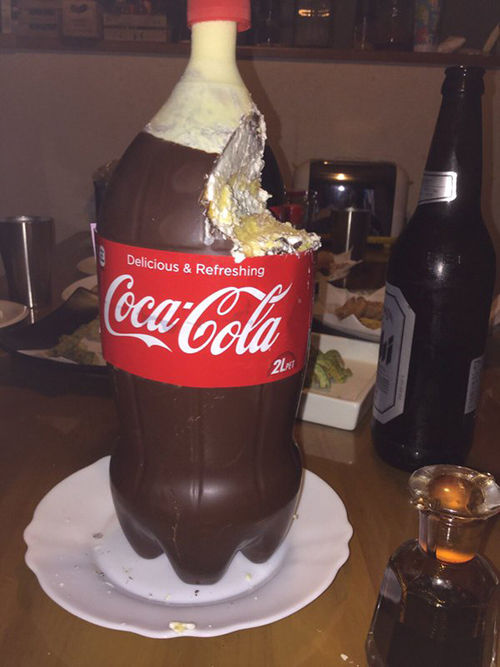 こーら すごい 母が作ったコカ コーラ型誕生日ケーキの作り方 なんでも情報局 ちゃぃのラグナロクオンライン日記ブログ For Ragnarok Online Yggdrasillnetworkserver Breidablikworld
