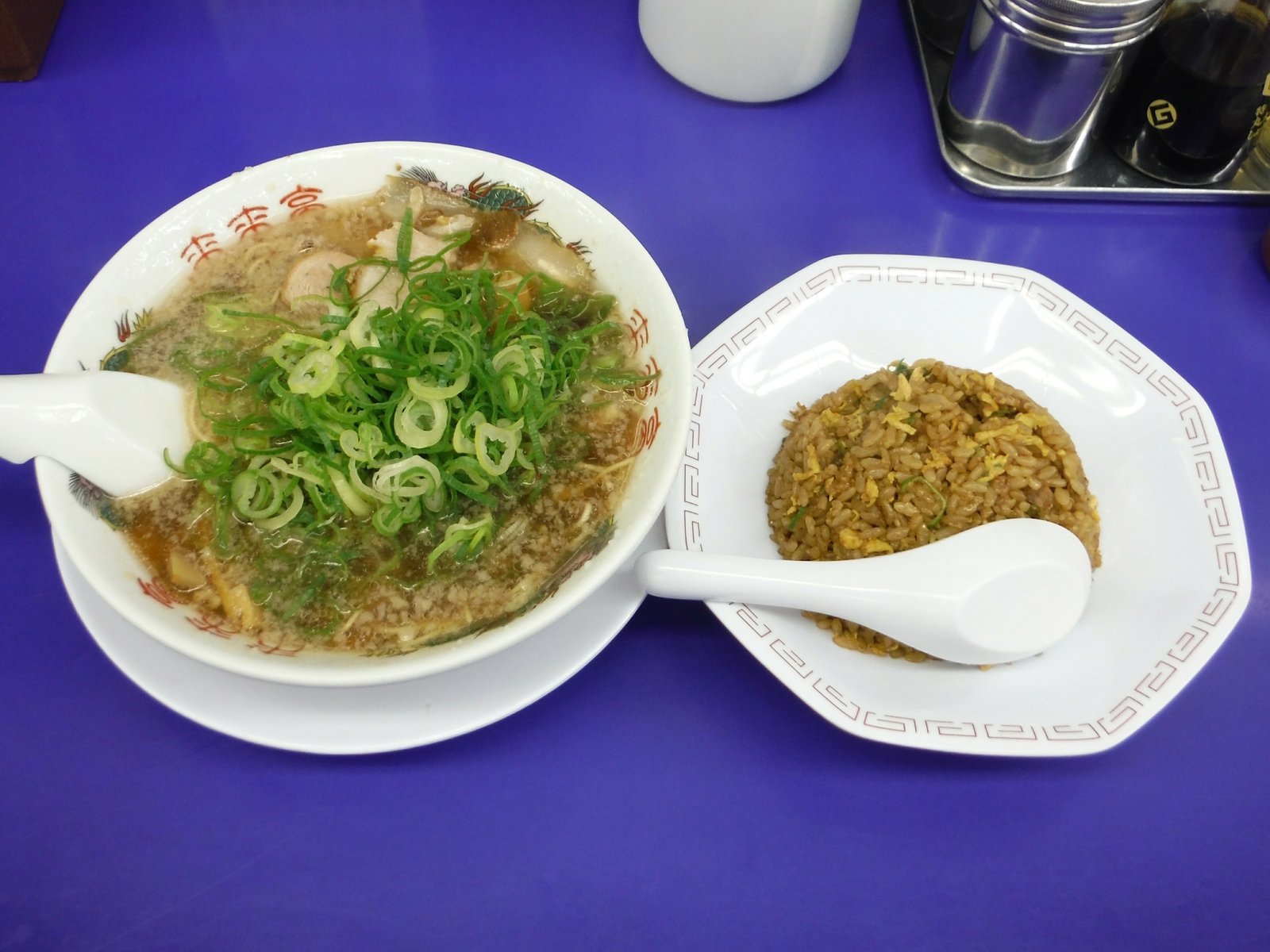 来 来 亭 岸部 店