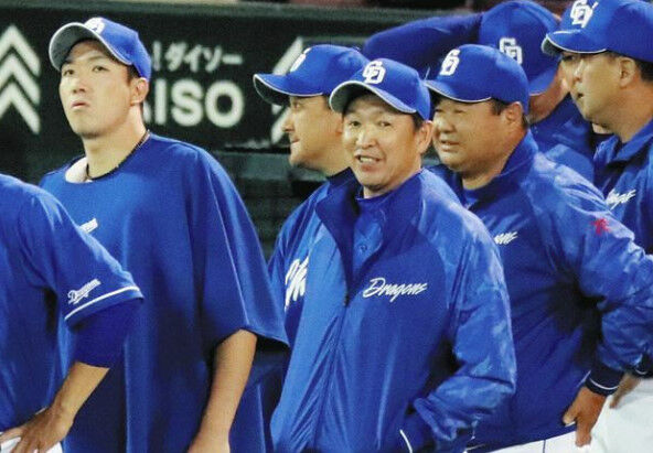 立浪監督「内野守備が崩壊した理由はビシエド不在。若い内野陣を引っ張ってほしい。打撃は長い目で見る