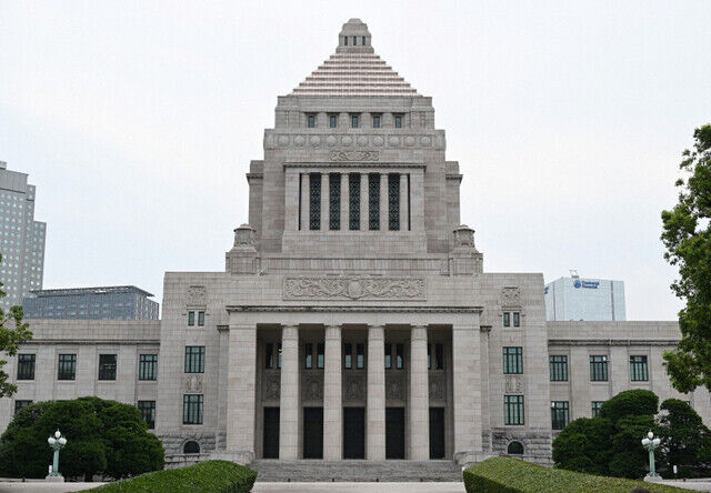 【朗報】高市早苗、毎年給付金配布ｗｗｗｗｗｗ