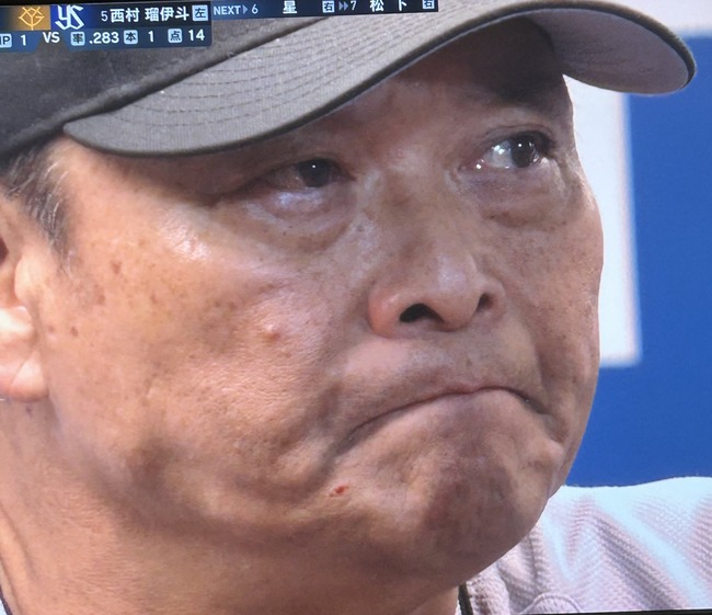  【悲報】巨人・橋上代行、ついに泣くｗｗｗｗｗｗｗｗｗｗｗｗｗｗ
