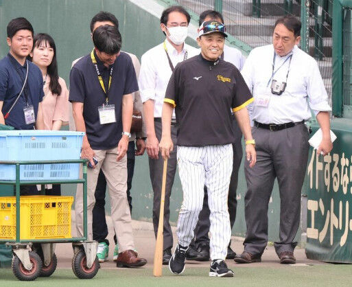 【悲報】阪神岡田監督「中日は木下離脱したからって他球団から準備するのは違うやろ」