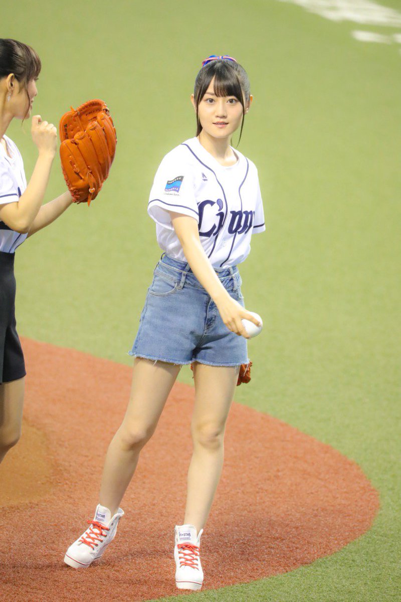 声優 小倉唯さん 西武ライオンズのユニフォームが似合っている件 Baseballlog
